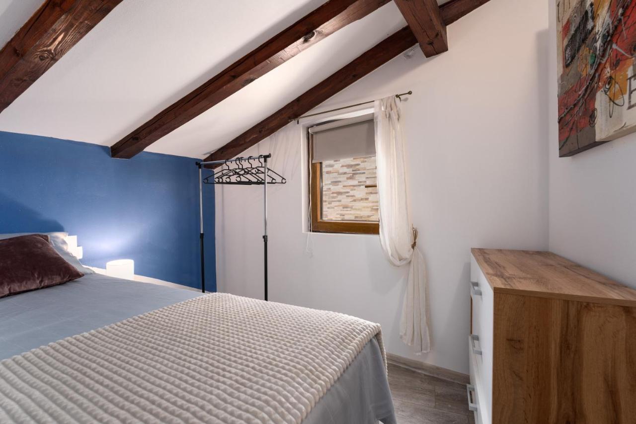 Relax In 2 Bedroom App In Old Town W/Ac And Wifi Rovinj Exterior foto